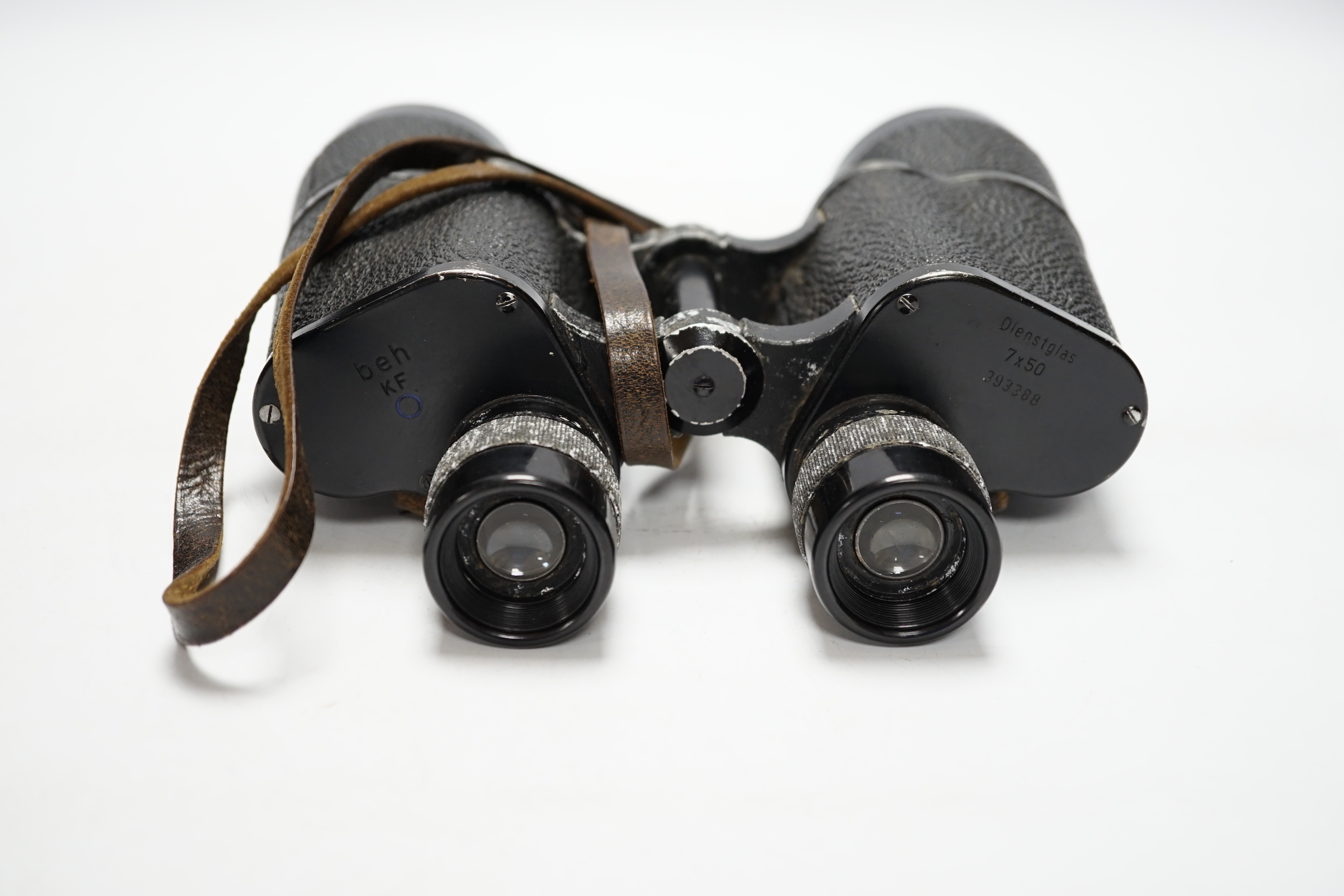 E. Leitz beh Dienstglas field binoculars, 7 x 50, World War II period in original case